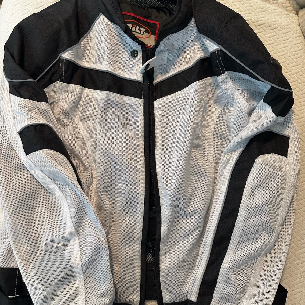 Black and White Bomber Jacket with Sporty Design